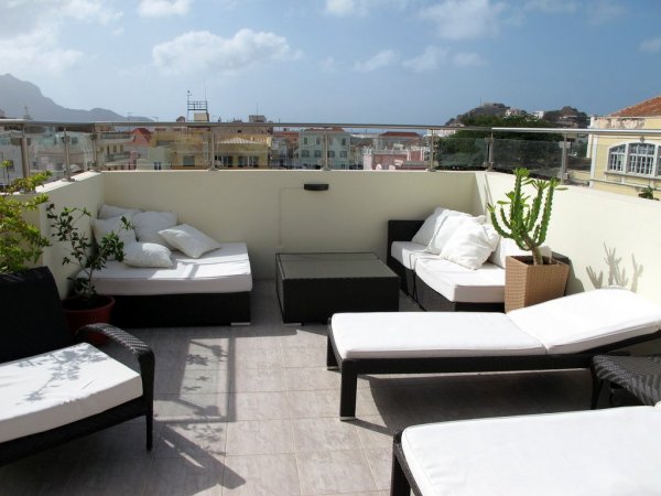 simple_rooftop_terrace